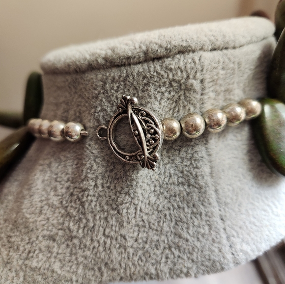 GENUINE Multi teardrop Gaspeite Heavy Necklace extremely Rare!! - Picture 4 of 7